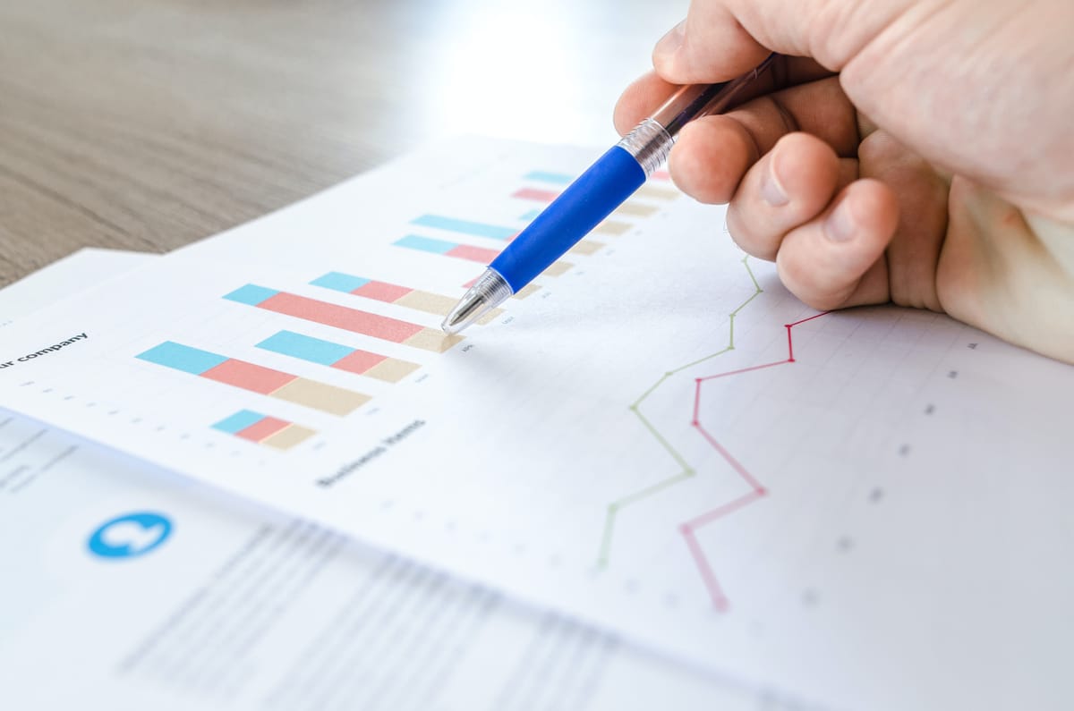 How to create and automate data entry into the database in Excel?